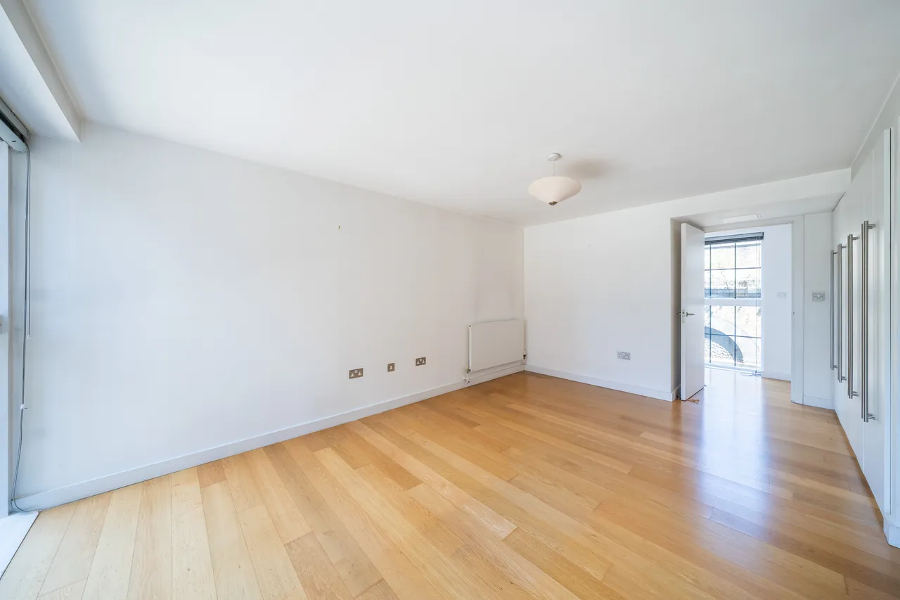 112 York Road, London, SW11, photo 11