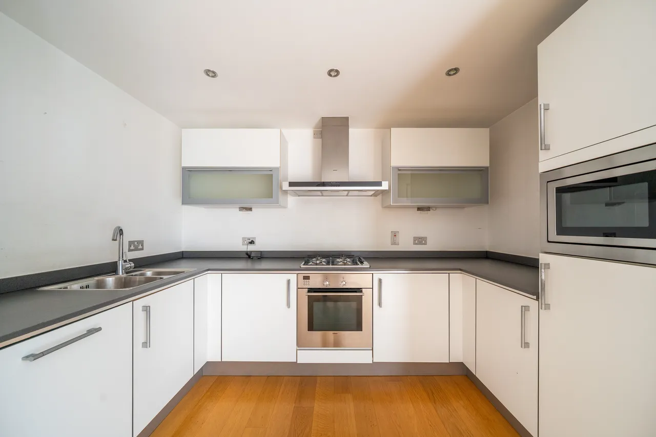 112 York Road, London, SW11, photo 5
