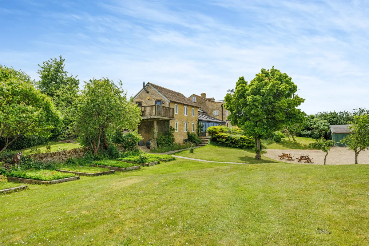 Chilson Hill, OX7, photo 18