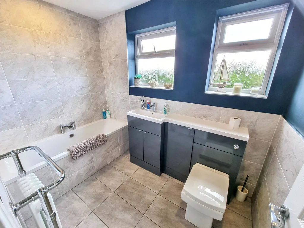 Newcastle Upon Tyne NE5 1YD, NE5, photo 11