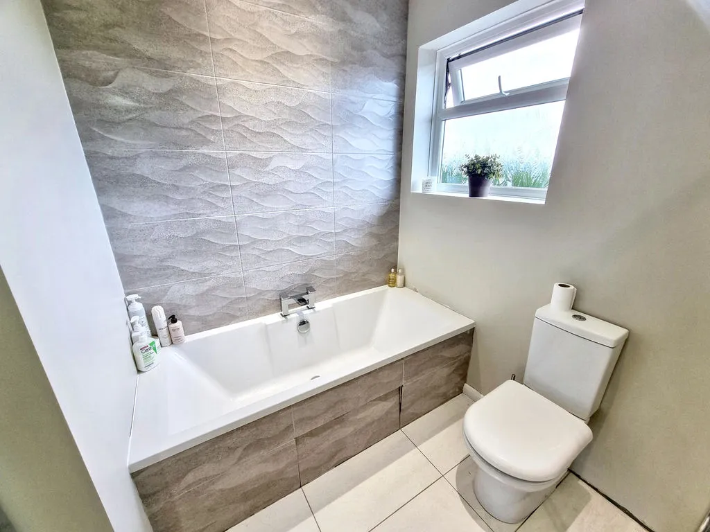 Newcastle Upon Tyne NE5 1YD, NE5, photo 7