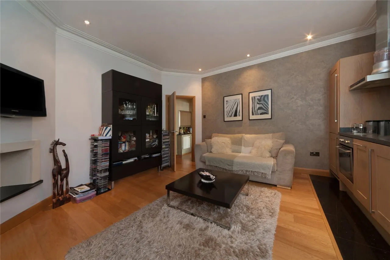 Essendine Road, London, W9, photo 3