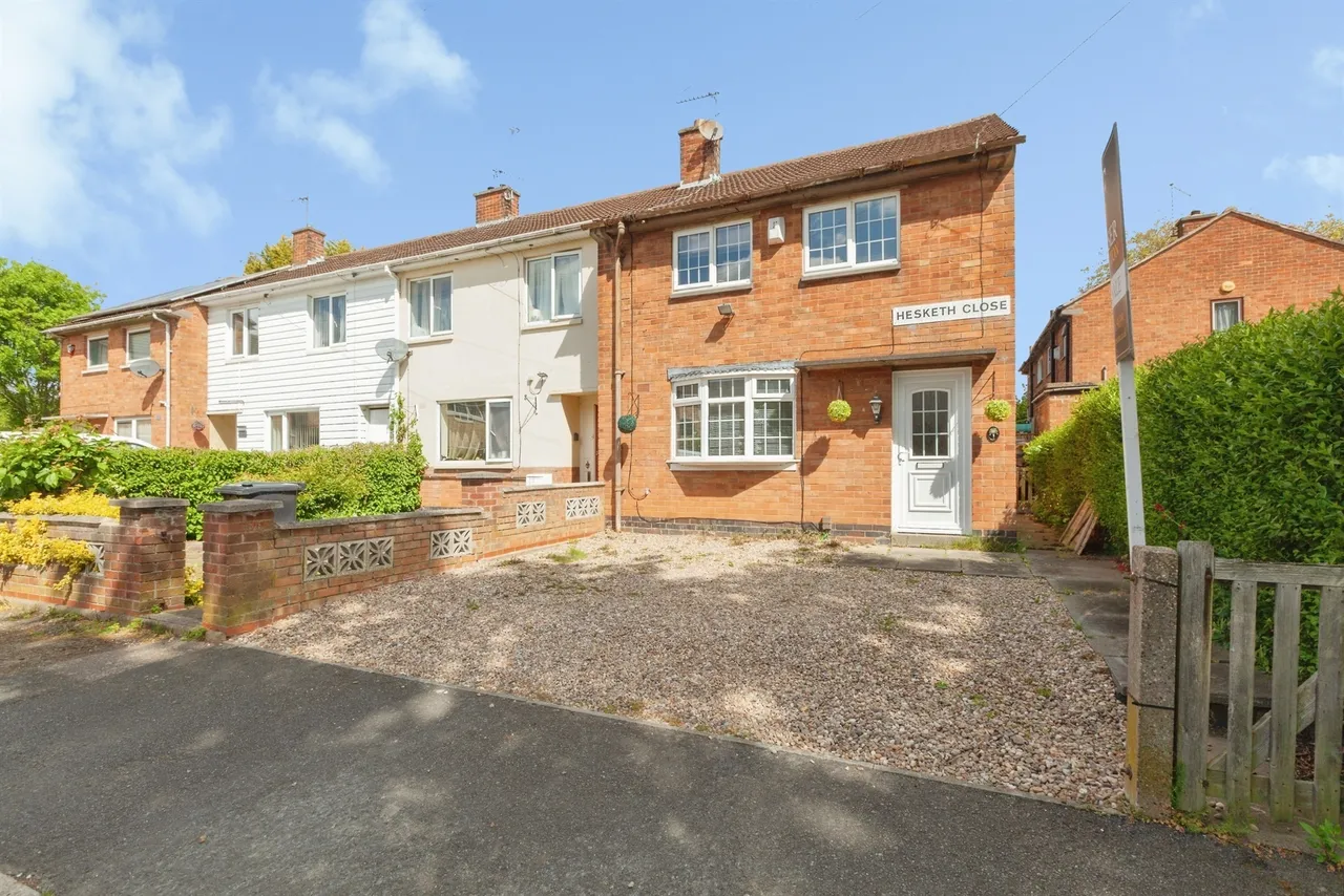 3 bed house for sale — Hesketh Close, Leicester