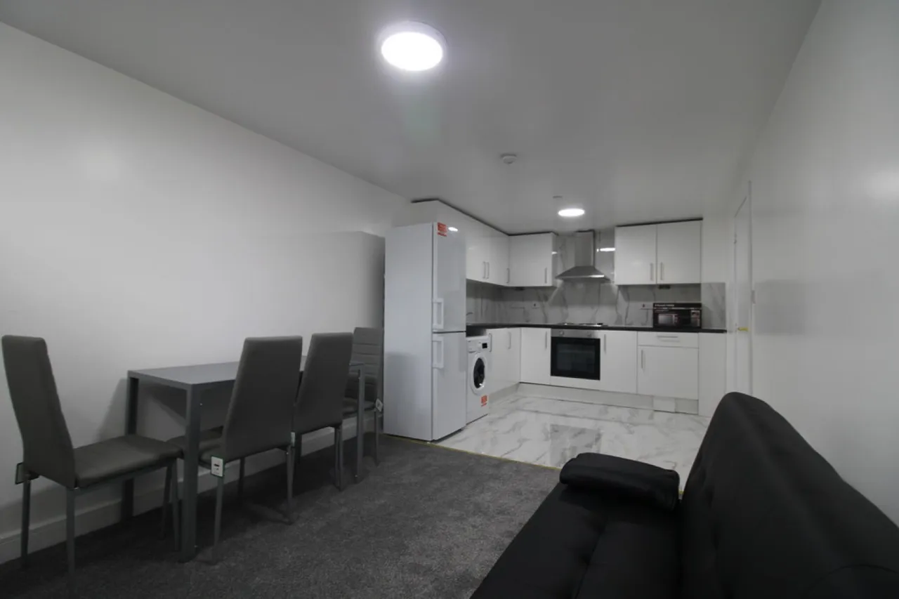 Castle Boulevard, NG7, photo 2