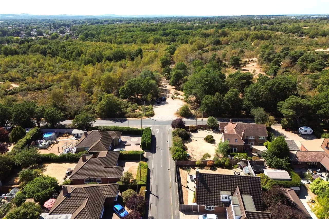 Church Road, Pamber Heath, RG26, photo 6