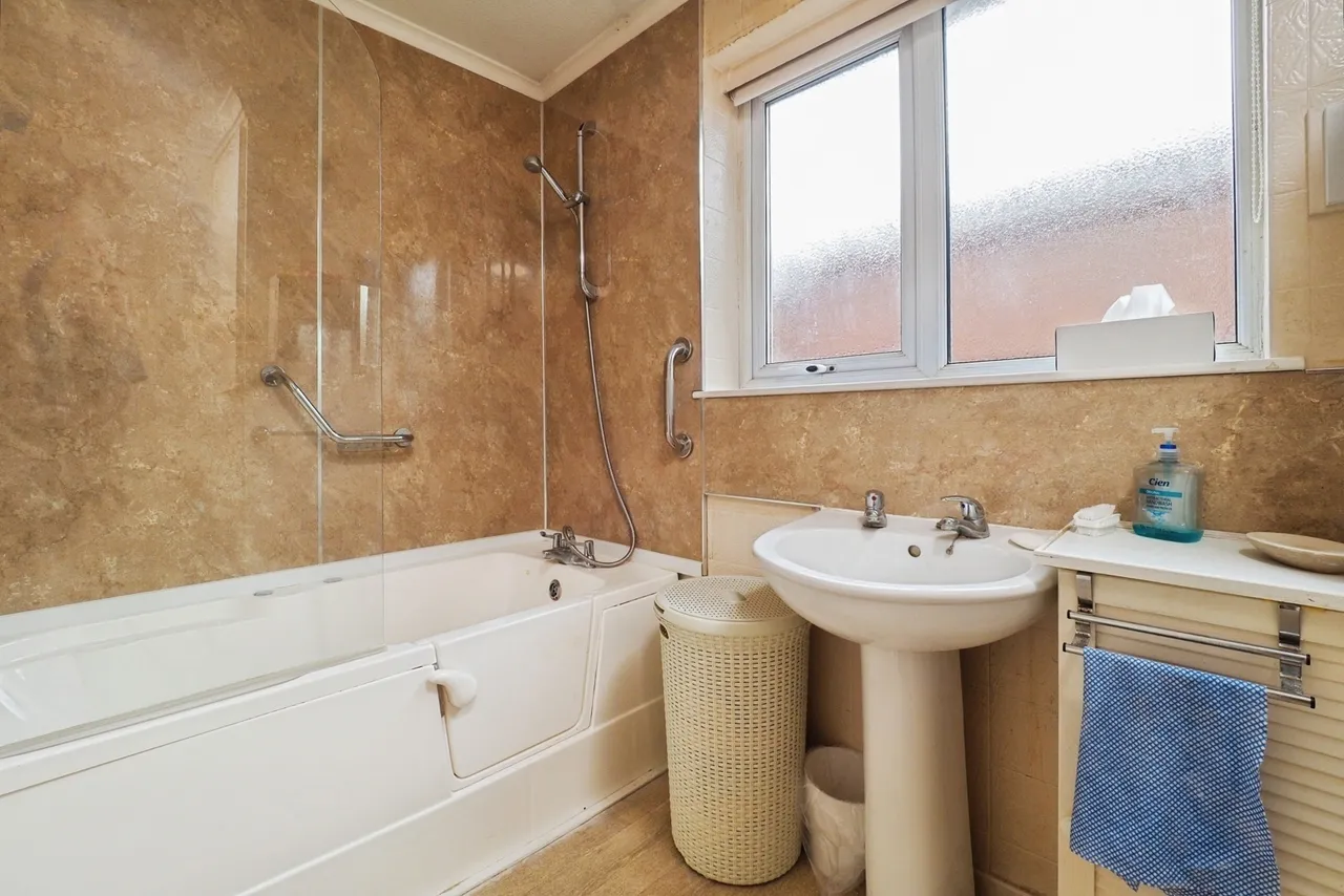 Field House Close, Wollaton, Nottingham, NG8, photo 15