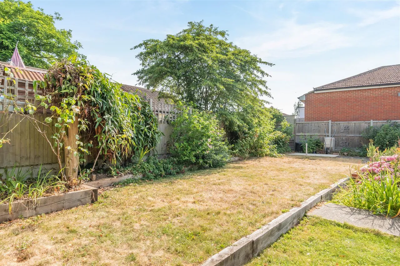 Amsbury Road, Coxheath, photo 15