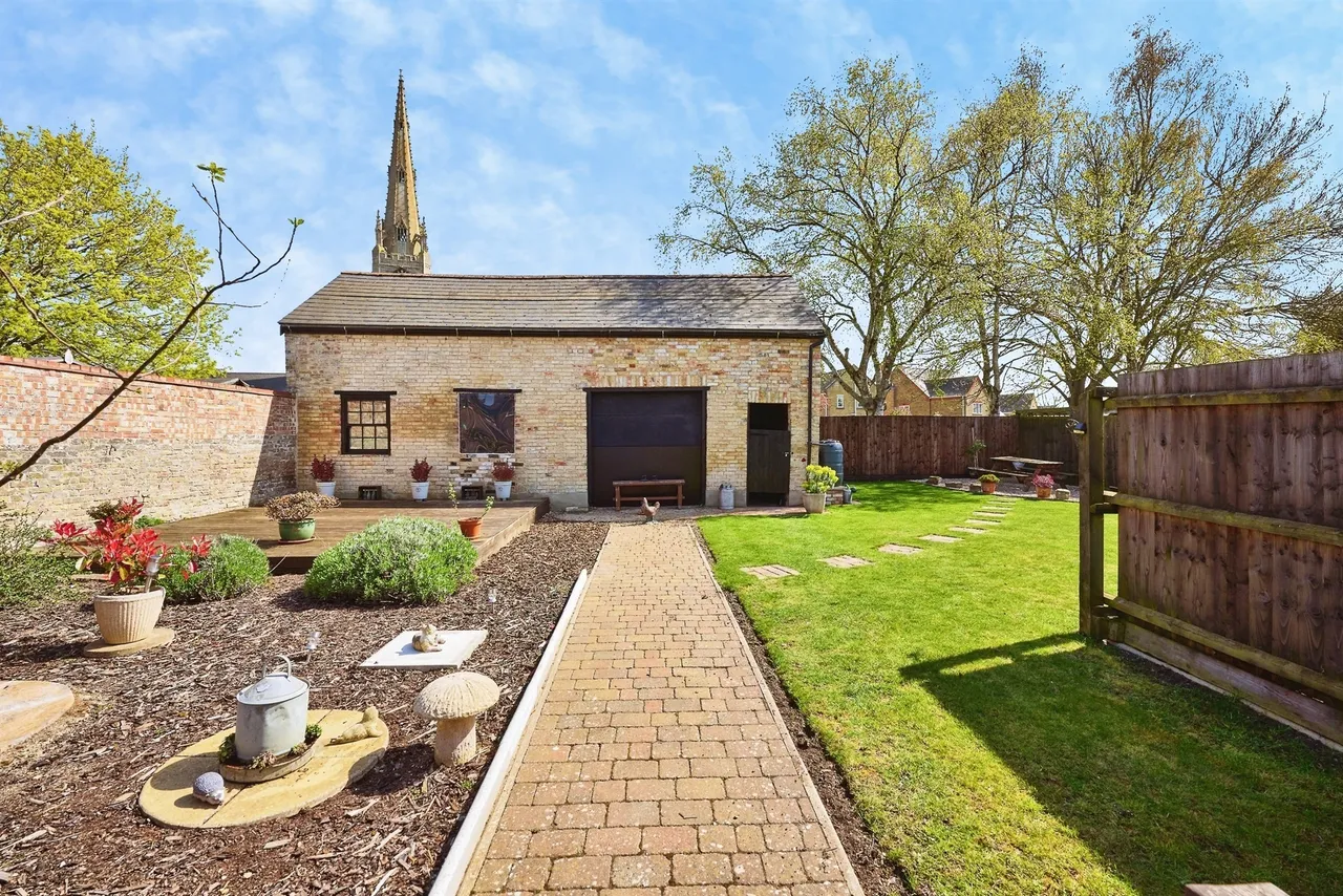 St. Marys Street, Whittlesey, PE7, photo 3