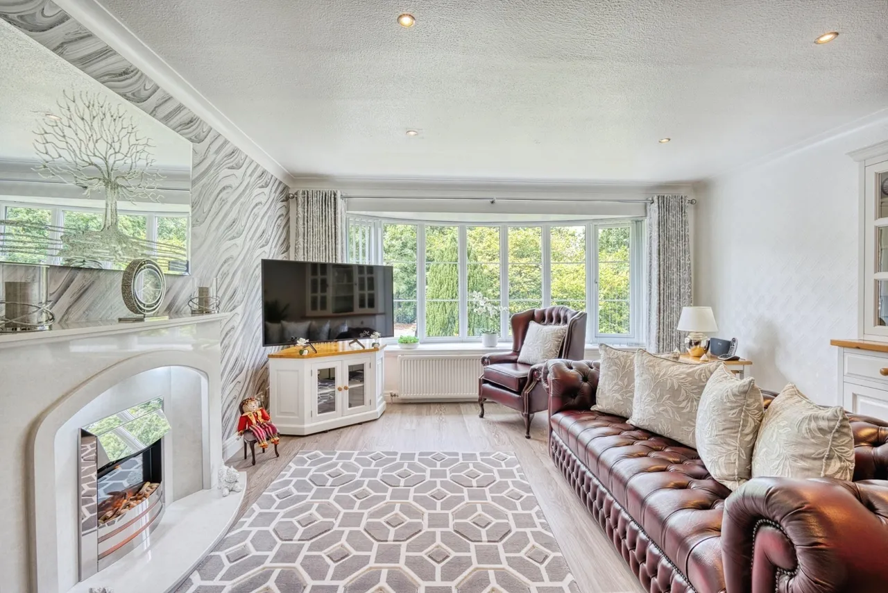 Ladybrook Road, Bramhall, Stockport, Greater Manchester, SK7, photo 3