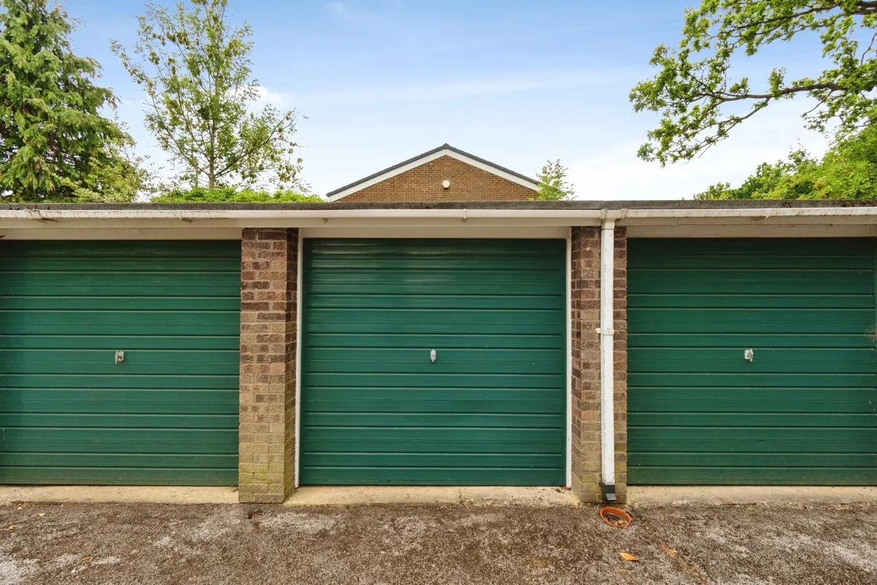 Ladybrook Road, Bramhall, Stockport, Greater Manchester, SK7, photo 10