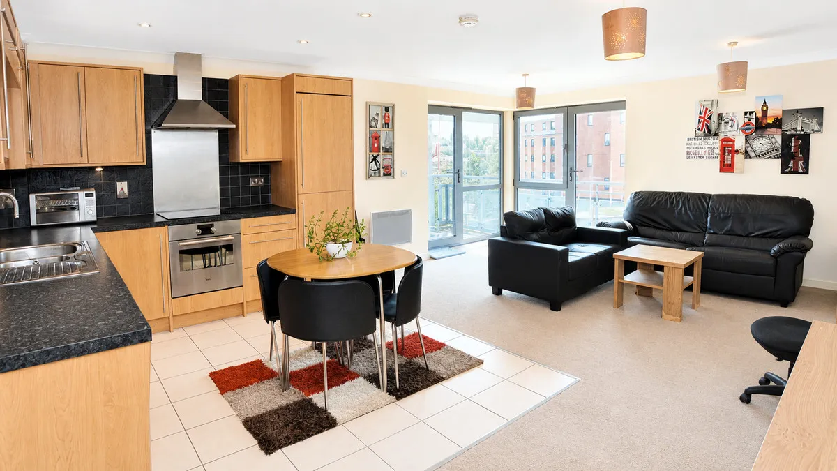 Quayside Drive, Essex, Colchester, CO2 8GQ, photo 2