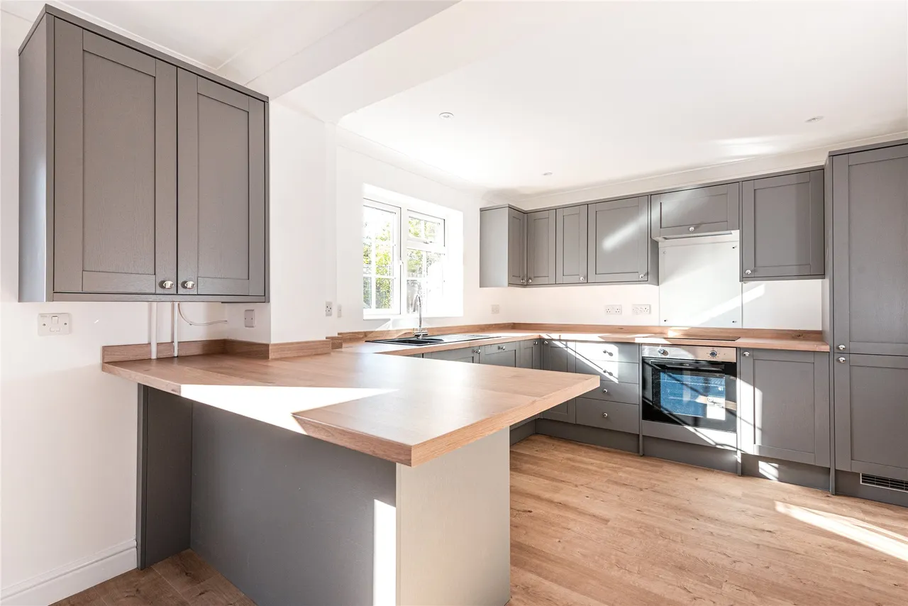 Dunster Court, Furzton, MK4, photo 2