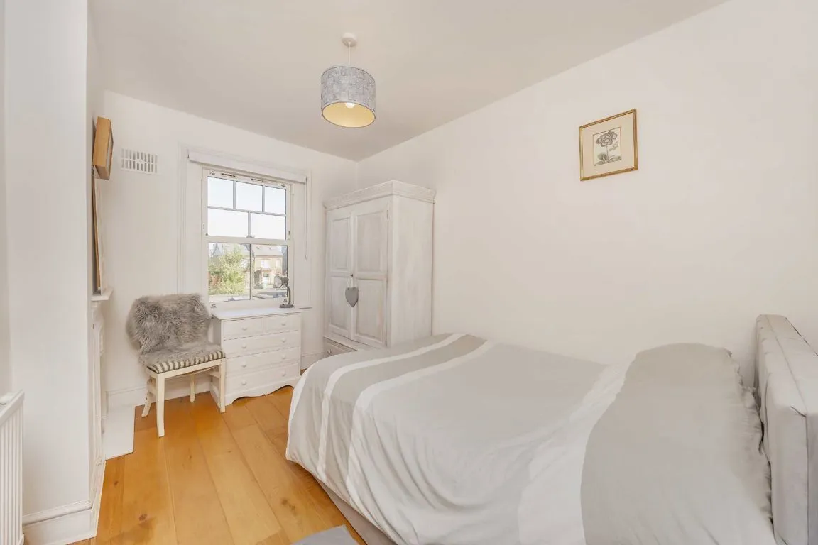 Princes Road, TW11, photo 8