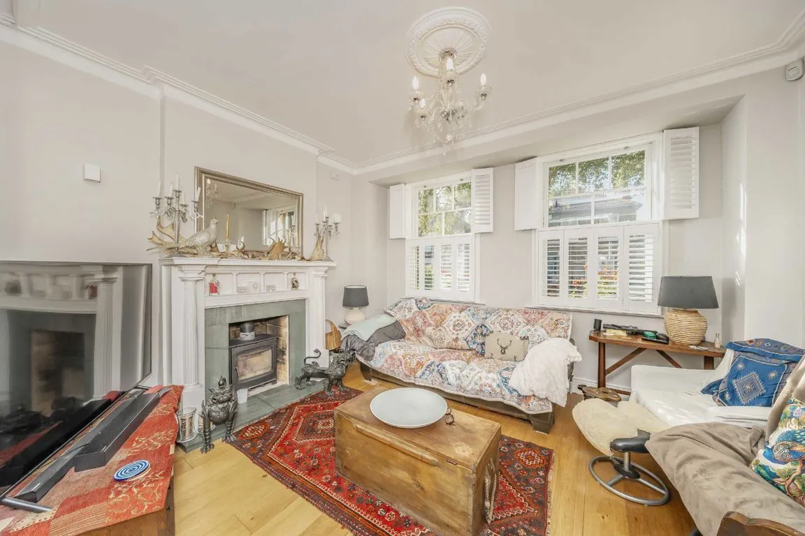 Princes Road, TW11, photo 2