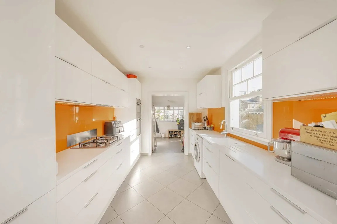 Princes Road, TW11, photo 6