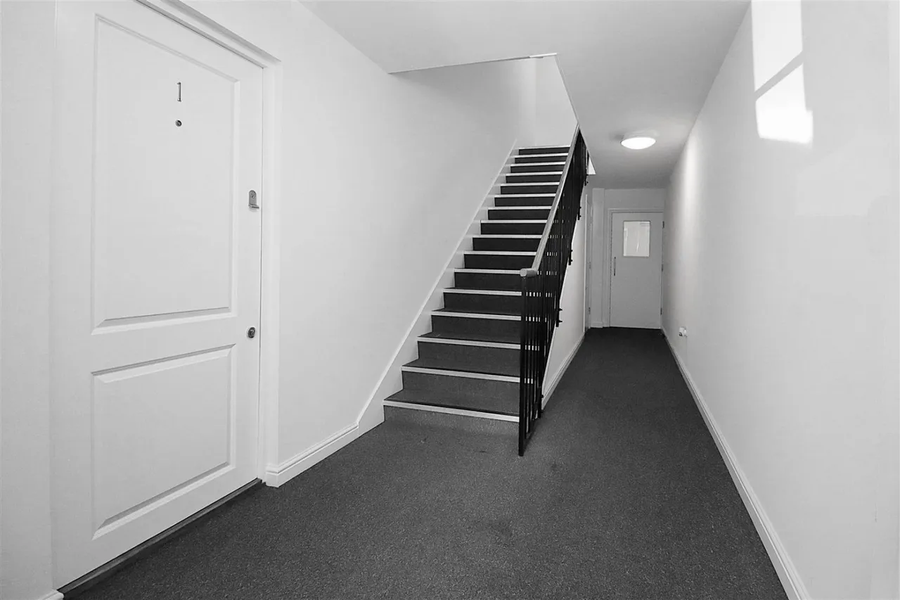 Coopers Road, DA11, photo 13