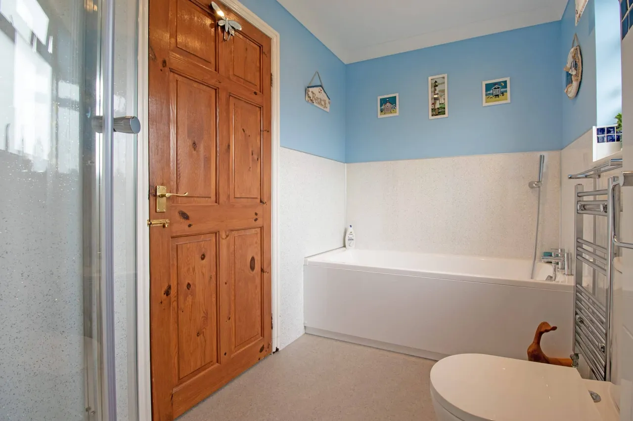 Priory Way, Lea, DN21, photo 19