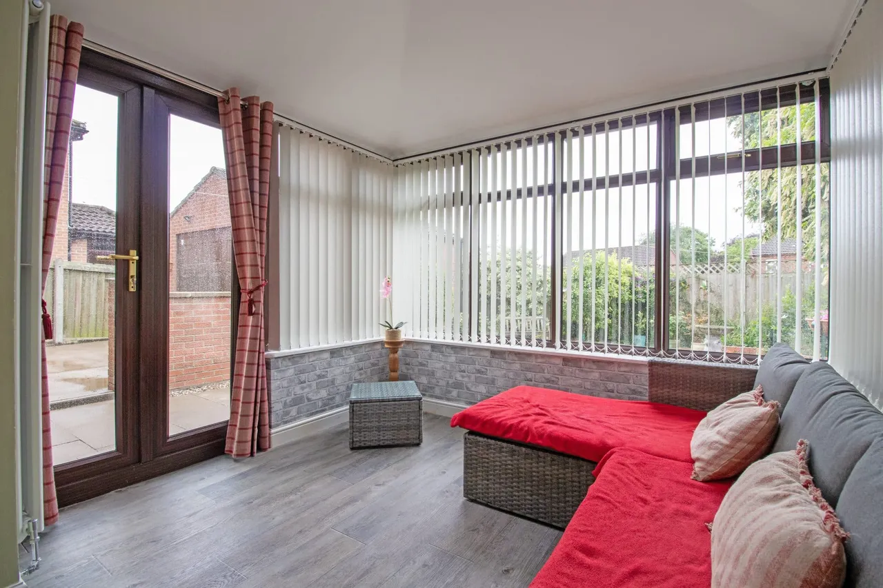 Priory Way, Lea, DN21, photo 5