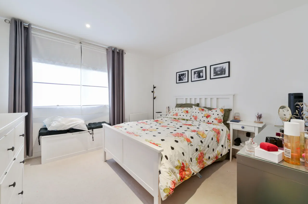 3 Masson House, Pump House Crescent, Brentford, photo 4