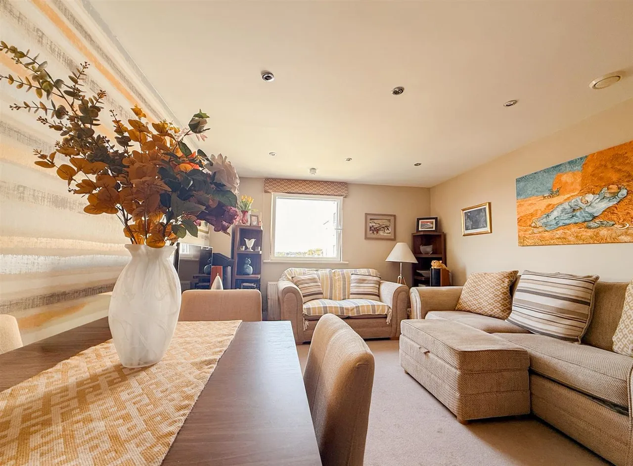 Egerton Road, Bexhill-On-Sea, TN39 3HH, photo 3