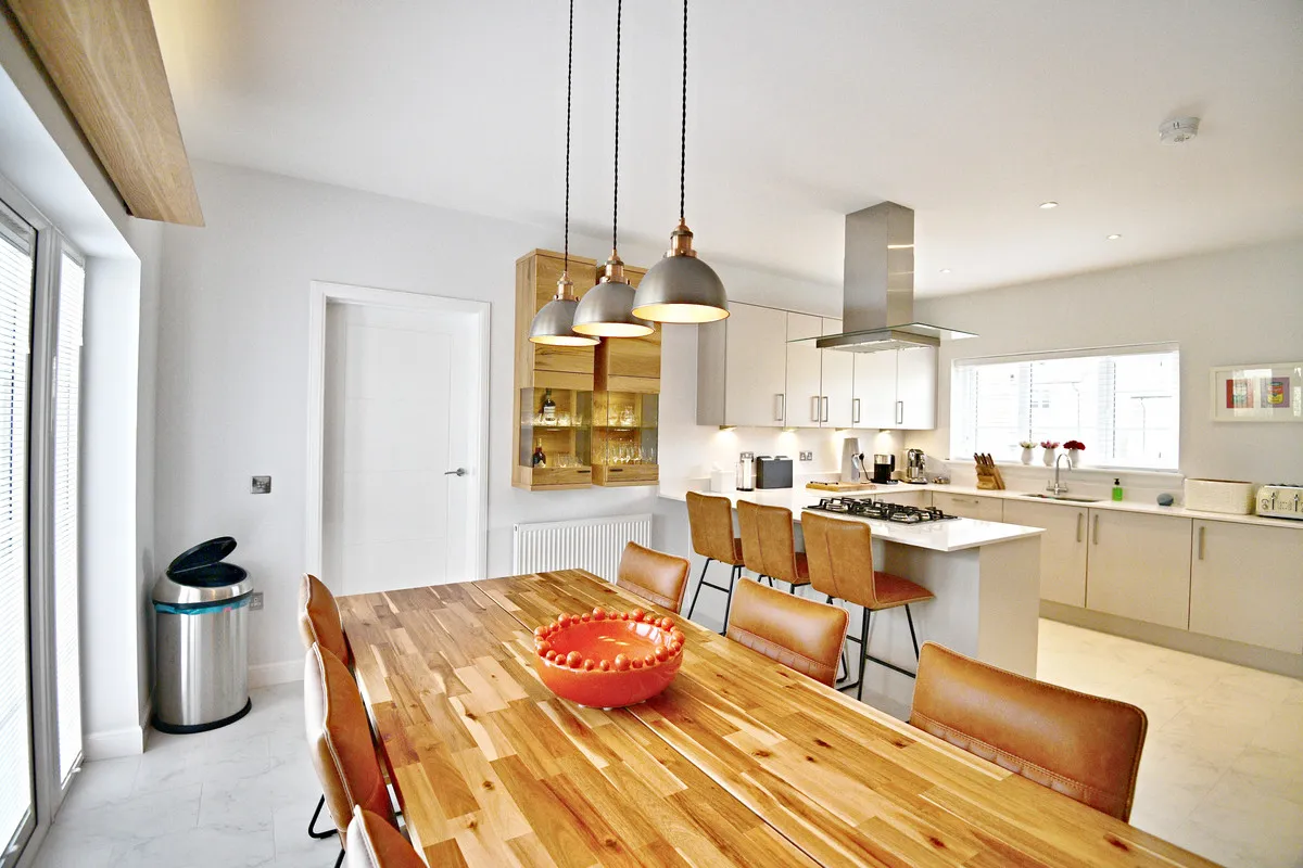 Westwood Court, Irvine, KA11, photo 8