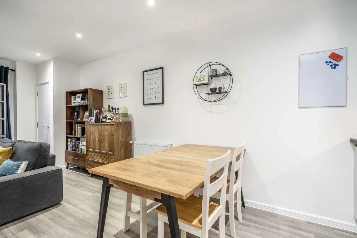 Selbourne Avenue, TW3, photo 5