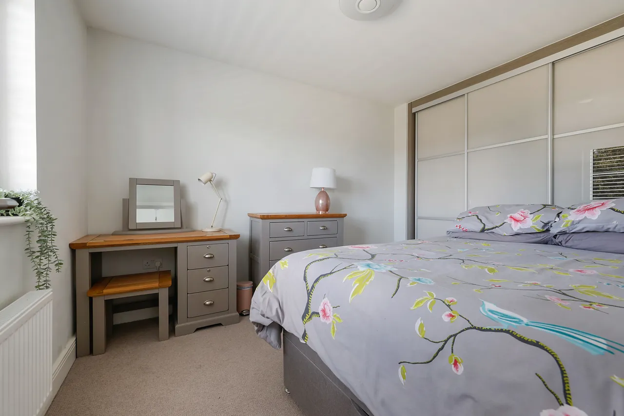 Drewell Close, Horley, RH6, photo 9