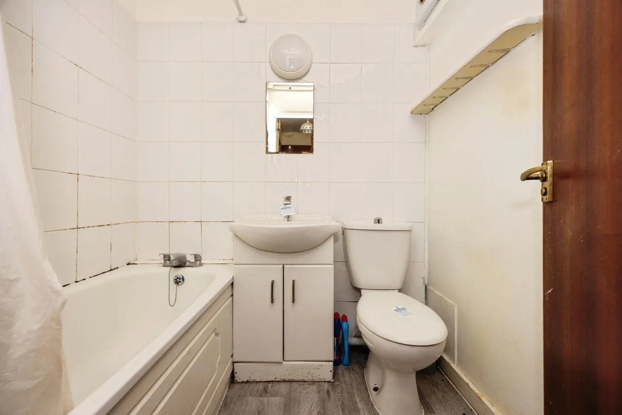 Josephs Road, Guildford, GU1, photo 5