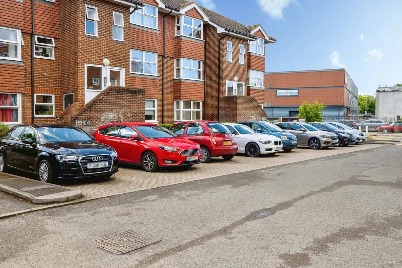 Josephs Road, Guildford, GU1, photo 19