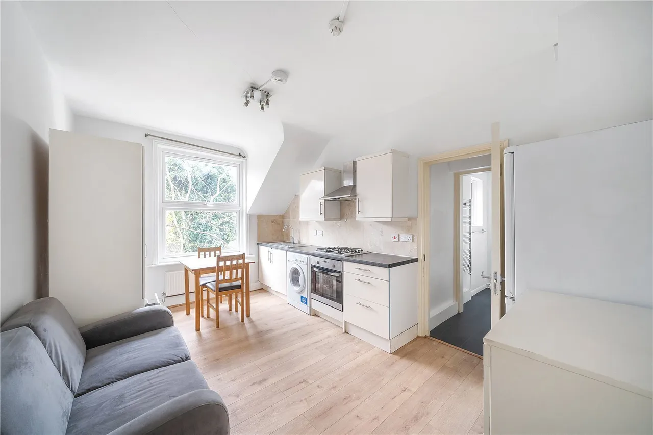 1 bed flat to rent — Aldrington Road, London, SW16