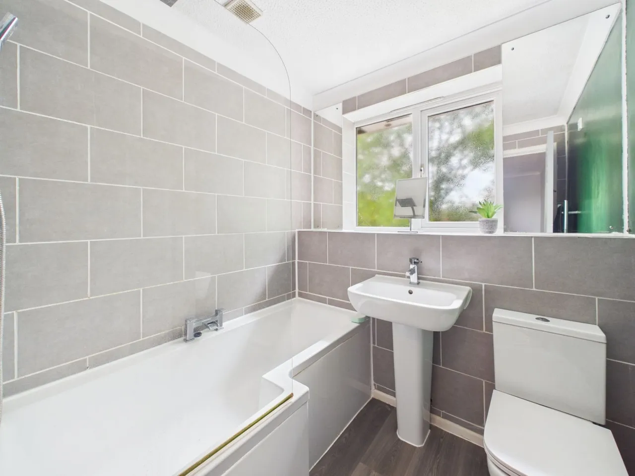 Morden Road, Papworth Everard, CB23, photo 11