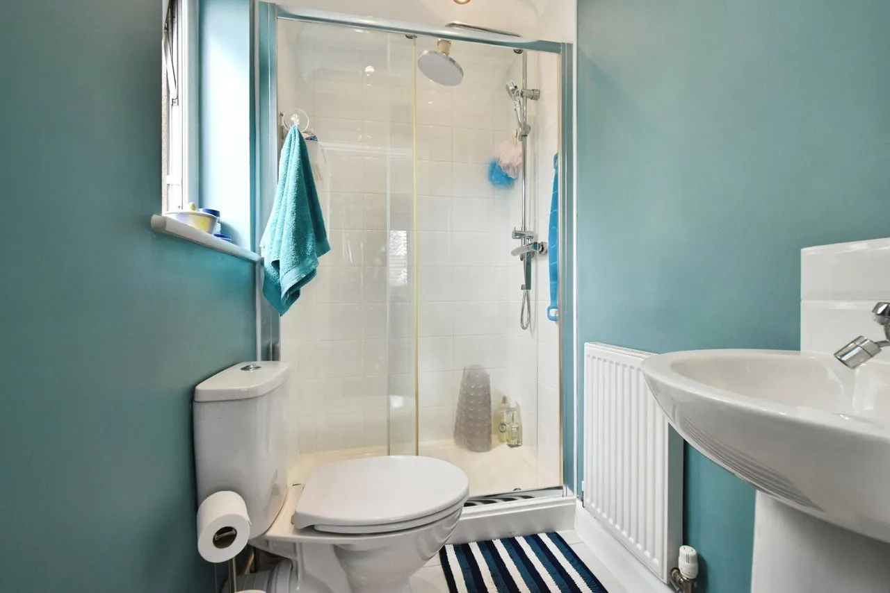 Betws Road, Ammanford, SA18, photo 9