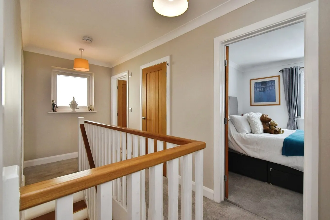 Betws Road, Ammanford, SA18, photo 16