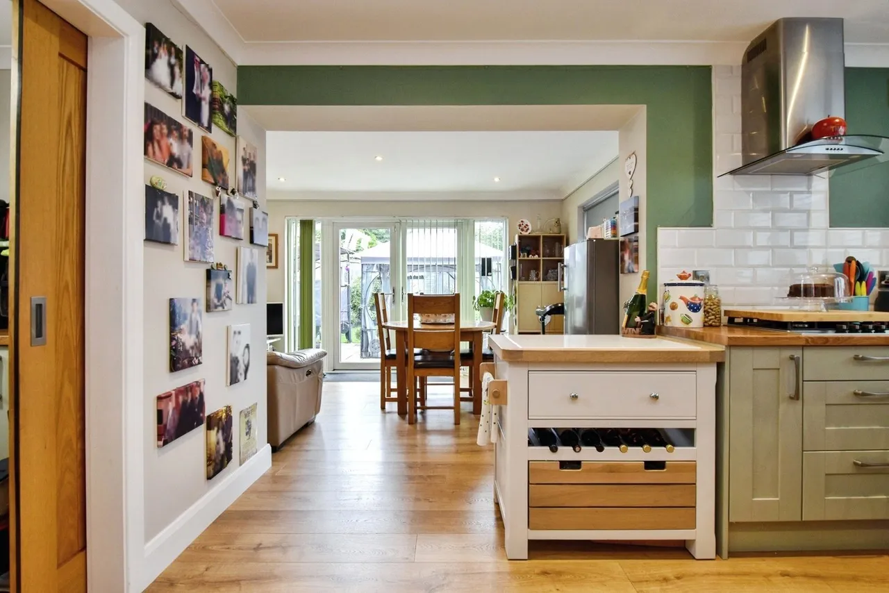 Betws Road, Ammanford, SA18, photo 2