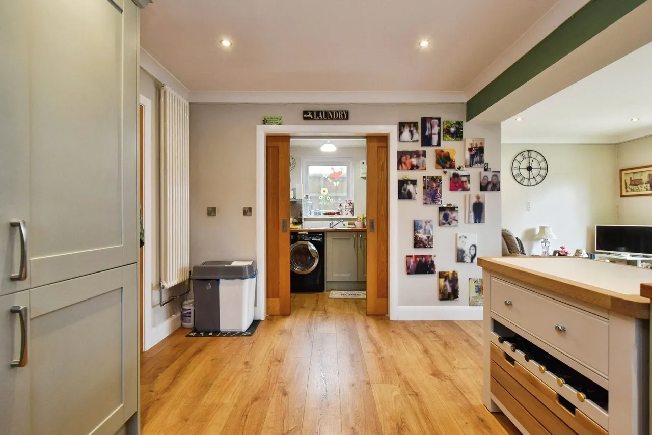 Betws Road, Ammanford, SA18, photo 15