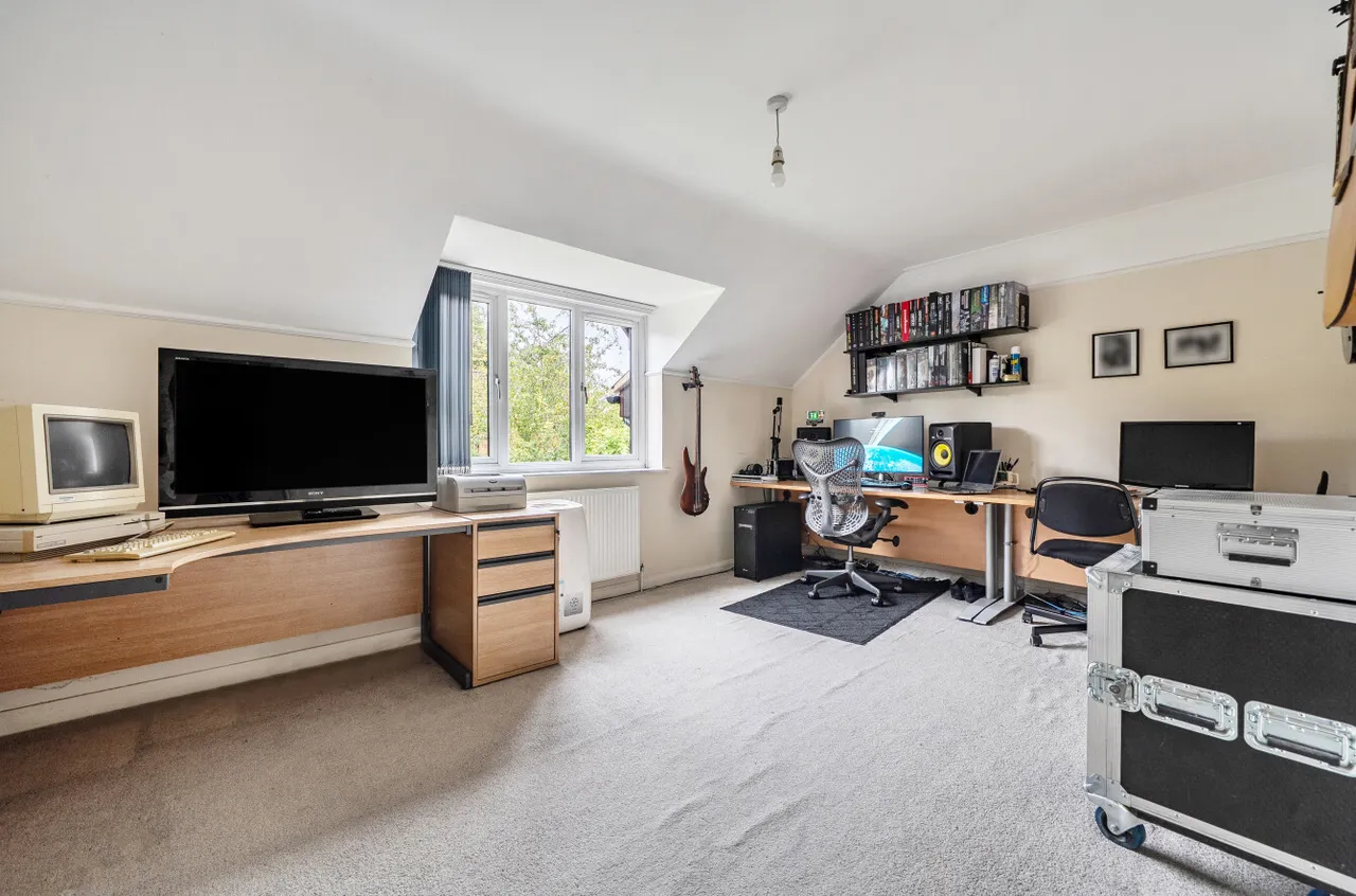 Manor Park Drive, Finchampstead, RG40, photo 6