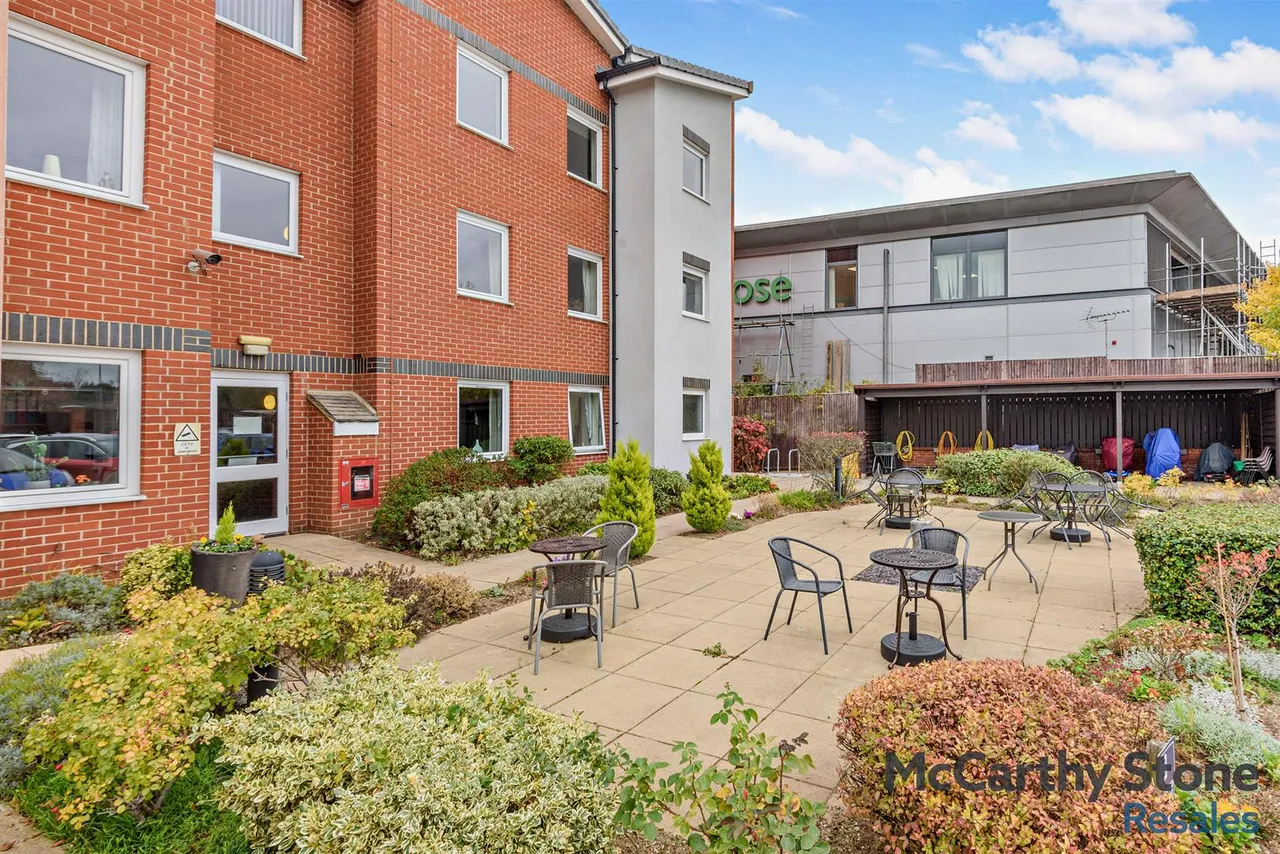 Western Avenue, Newbury, RG14, photo 9
