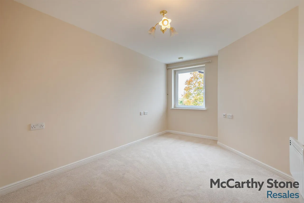 Western Avenue, Newbury, RG14, photo 7