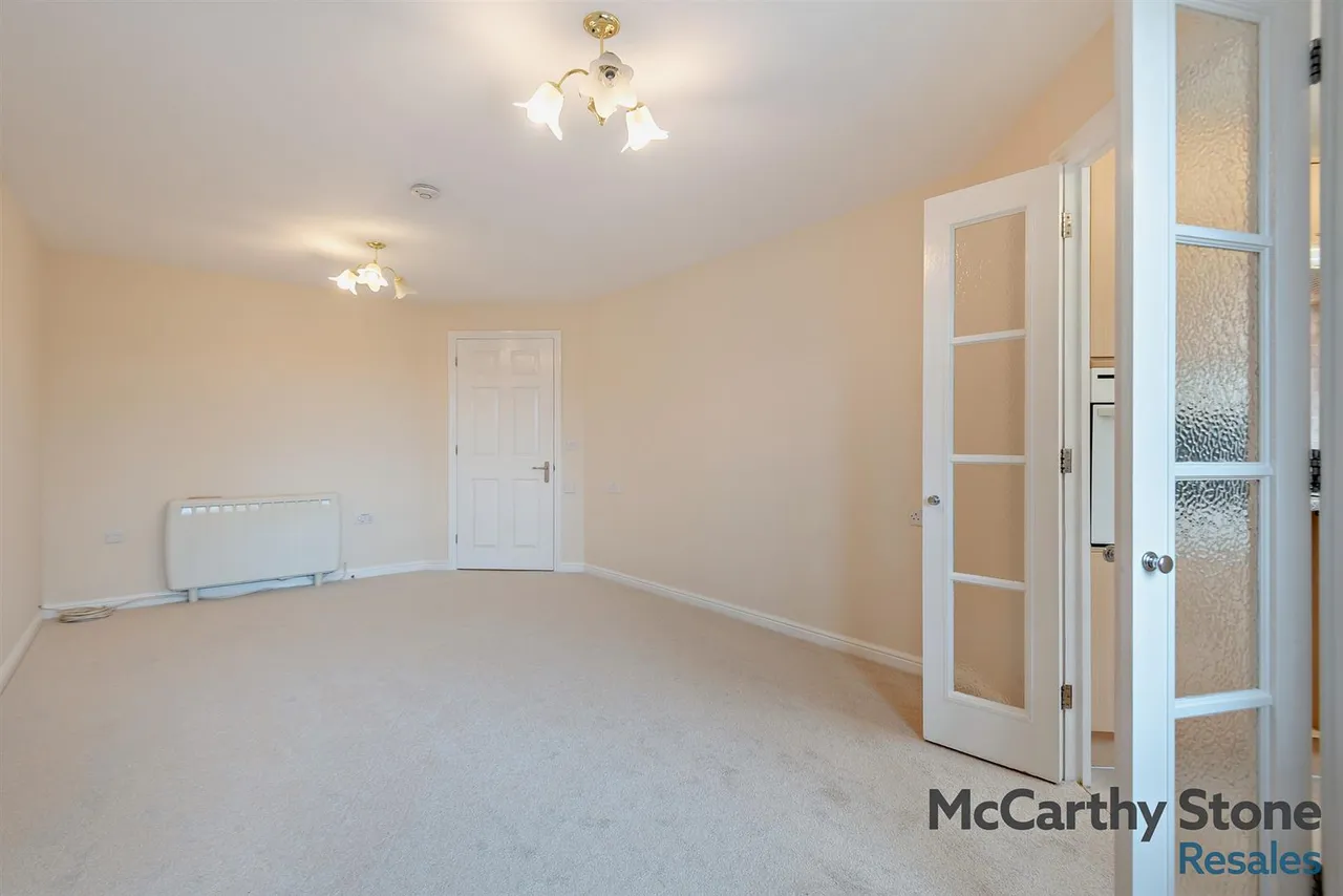 Western Avenue, Newbury, RG14, photo 3
