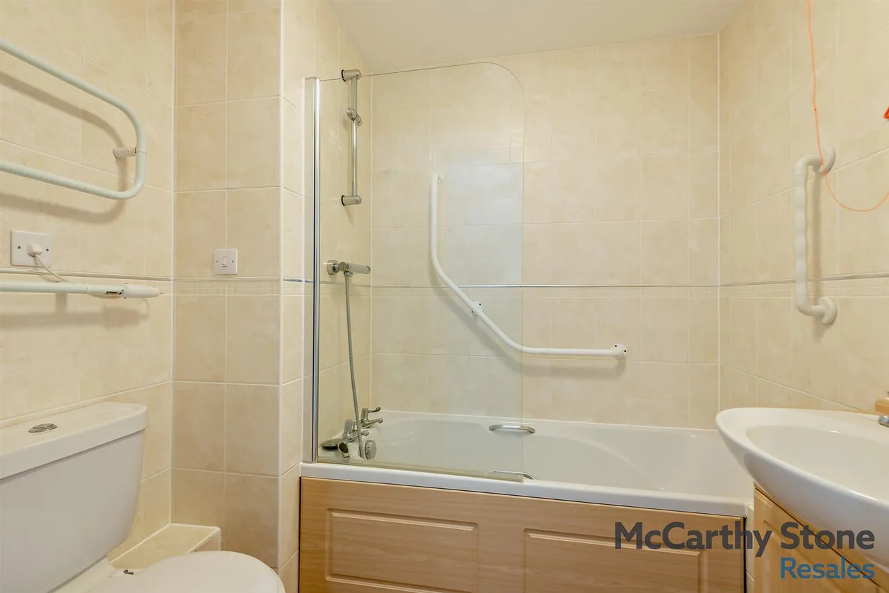 Western Avenue, Newbury, RG14, photo 8