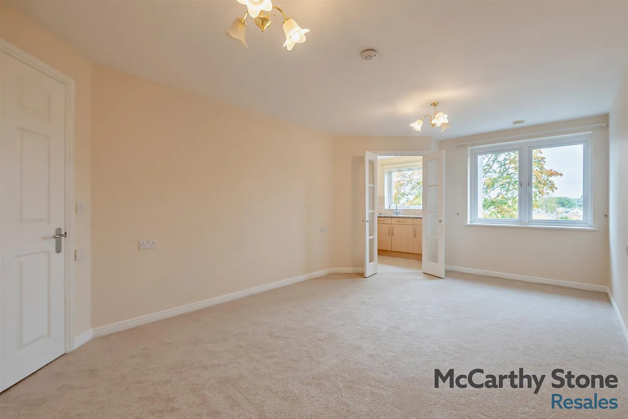 Western Avenue, Newbury, RG14, photo 4