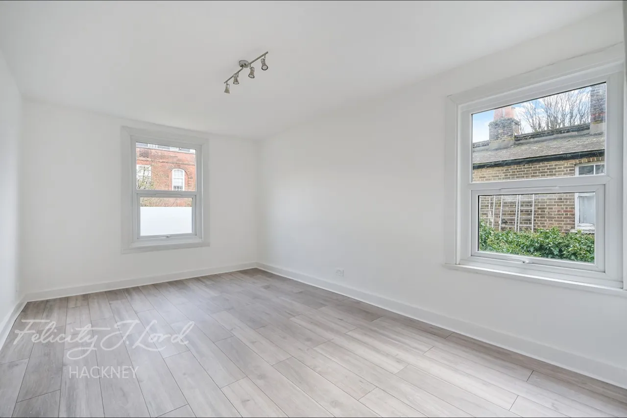 Elrington Road, photo 10