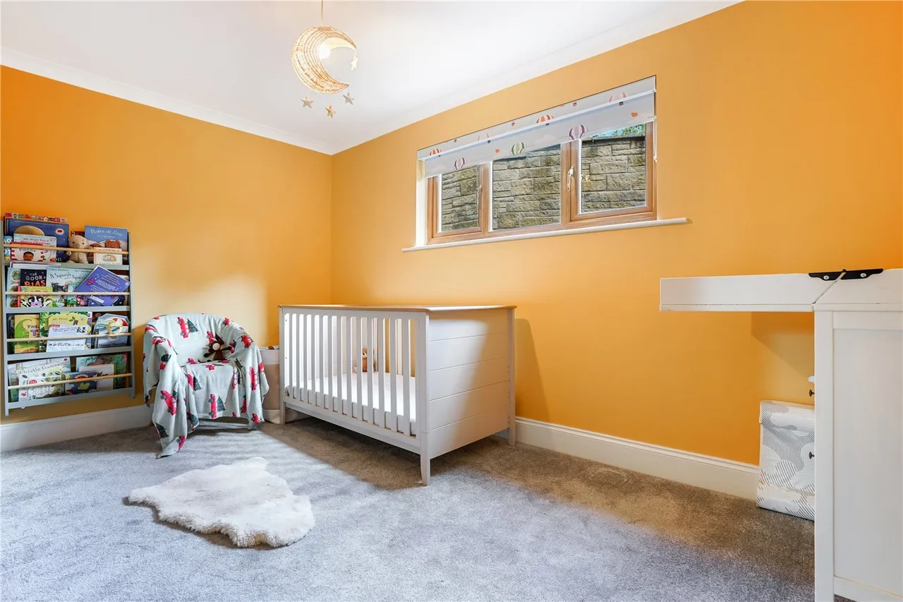 Falkirk Road, Larbert, Stirlingshire, FK5, photo 18