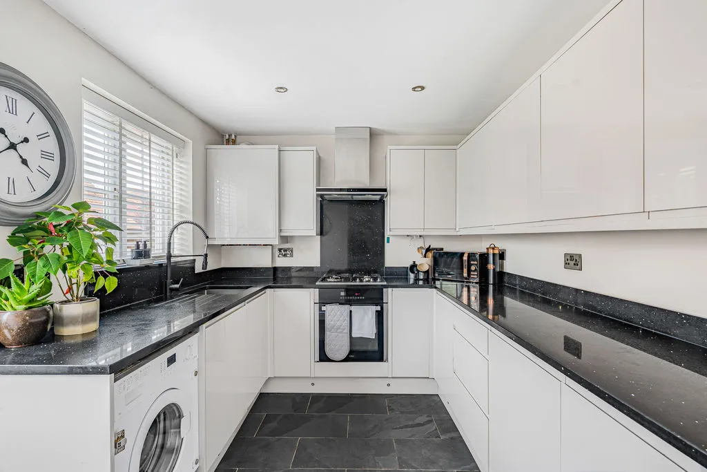 Stafford Avenue, Worcester, WR4, photo 2