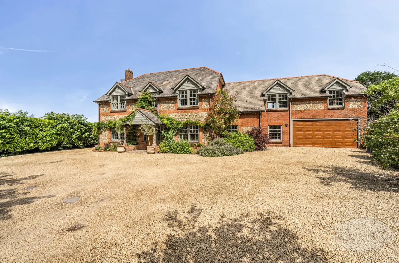 5 bed house for sale, Homestead Road, Medstead, GU34