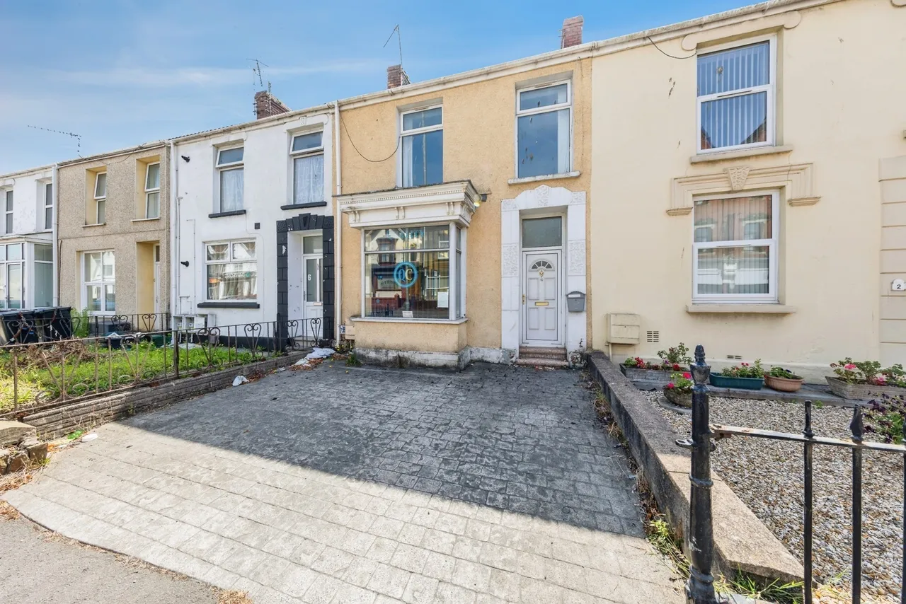 2 bed house for sale, Murray Street, Llanelli, SA15