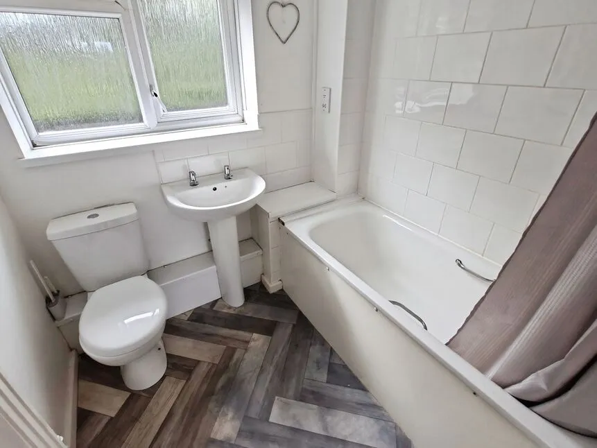 Lloyd Close, Nuneaton, CV11, photo 6