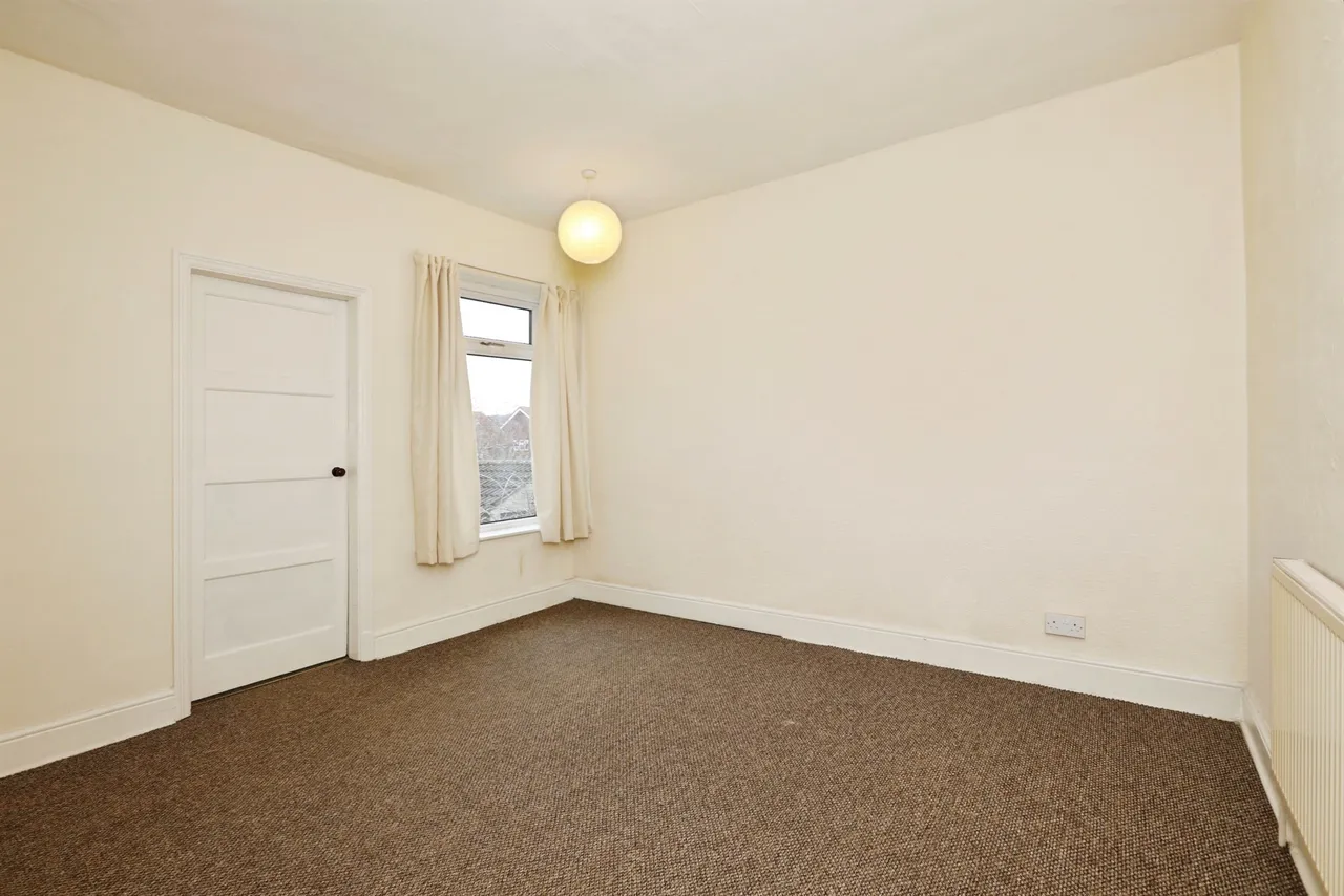 Welbeck Street, Whitwell, S80, photo 9