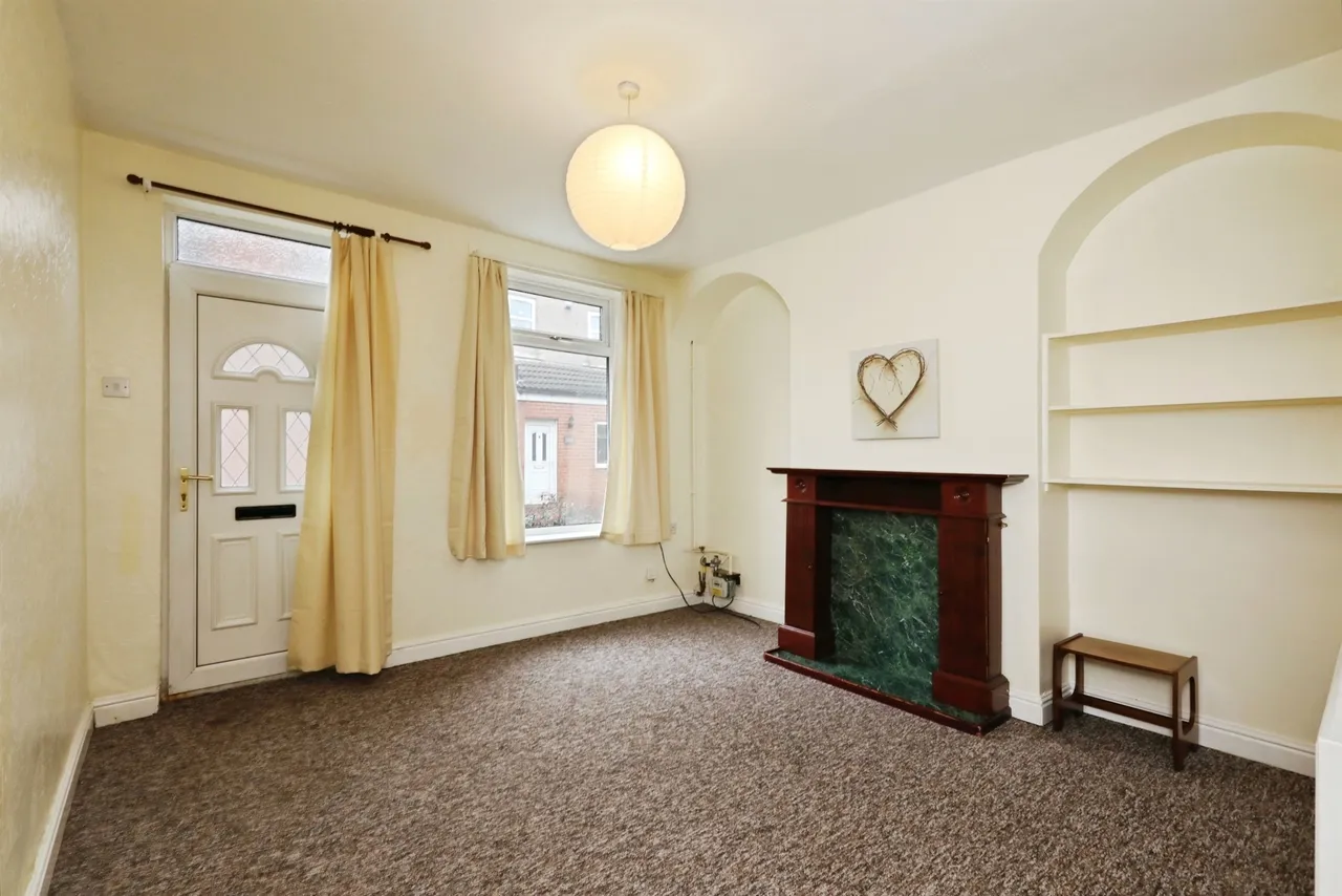 Welbeck Street, Whitwell, S80, photo 2