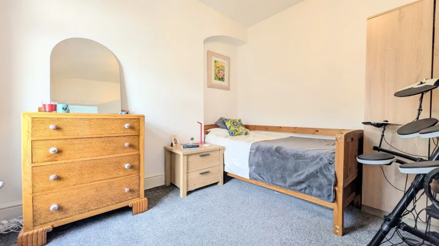 Cromwell Street, Merthyr Tydfil, photo 10